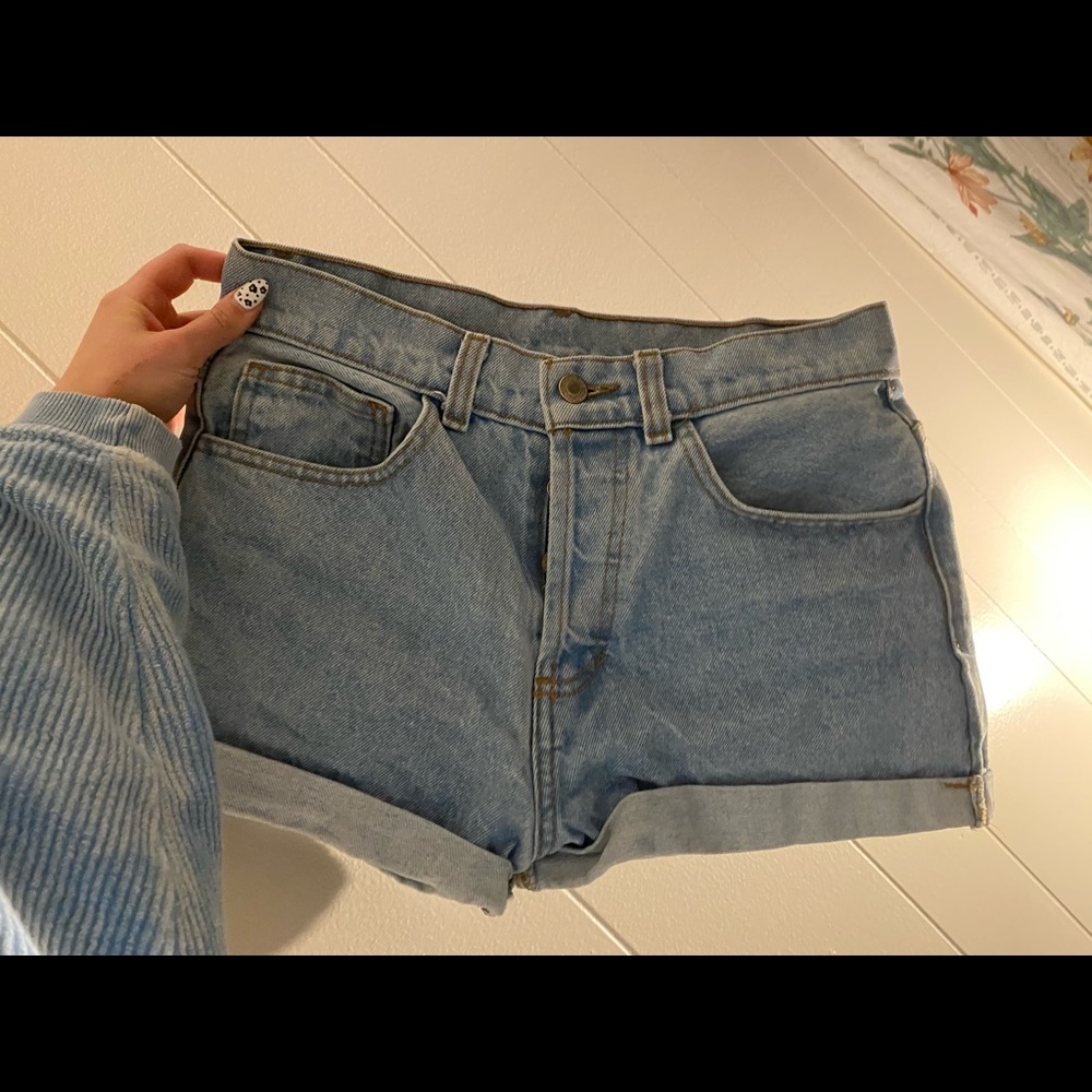 Brandy Melville shorts